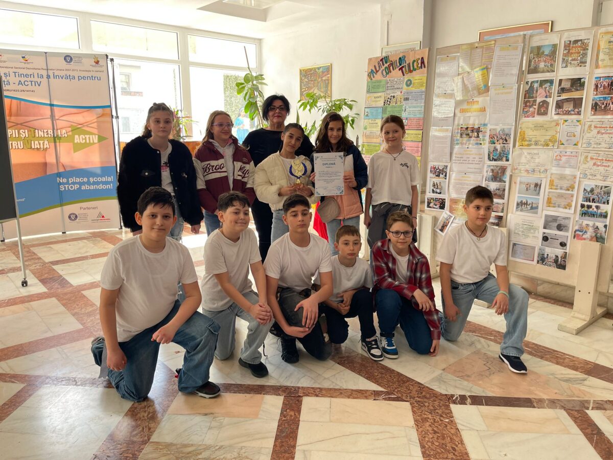 Elevi din Tulcea, pe primul loc la un concurs de dans. Victorie pe ritmuri de hip-hop la Palatul Copiilor / foto-video