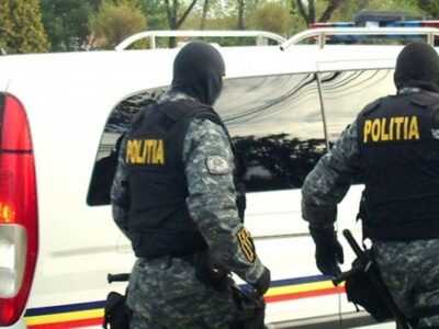 Mascații au descins în Tulcea! Escrocherie cu acte false, bărbat ridicat și pus sub control judiciar/VIDEO