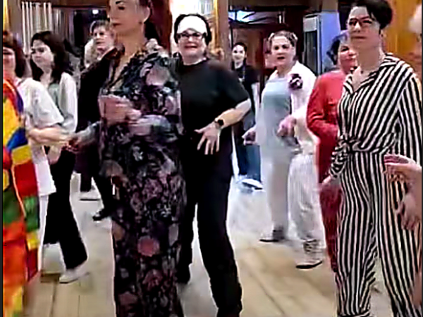 Monden/Ce s-a întâmplat vineri seară la Hotel Insula? Tulcea a venit în pijamale la restaurant/ VIDEO-FOTO