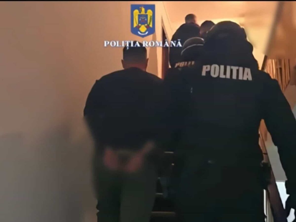 Tânăr condamnat la 6 ani de închisoare după un jaf eșuat din borseta uitată la locul faptei