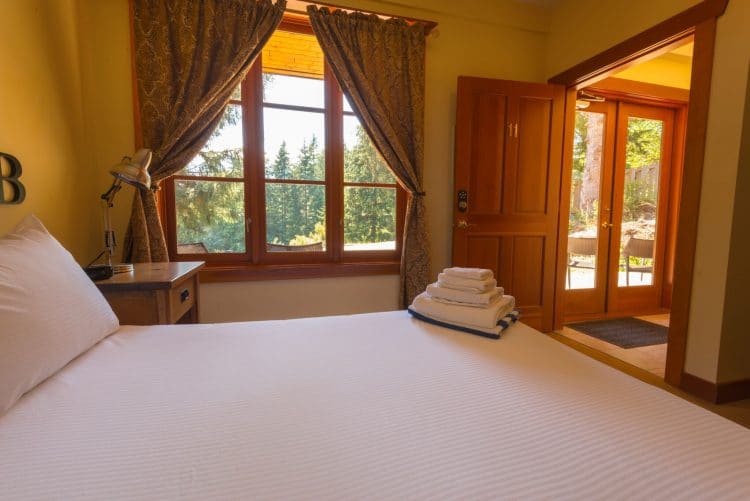 Double bedroom at Orchard Recovery Center Residence