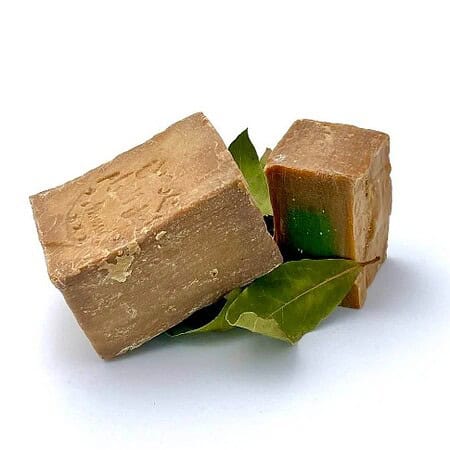 WIEDER IM SHOP: Alepposeife TS30 (Naturhaarwaschseife). 70% Olivenöl/30% Lorbeeröl, 7 Jahre Reifezeit