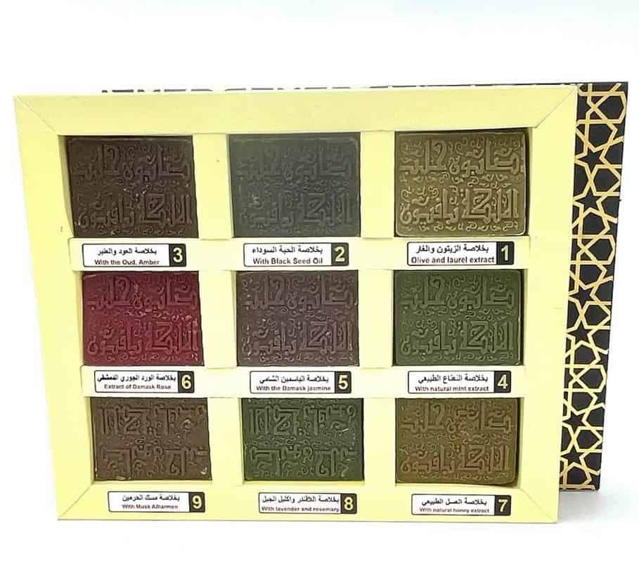 Lagerräumung -50%: Alepposeifen-Geschenkbox mit 9 verschiedenen Duft-Seifen (1,70€/100g)