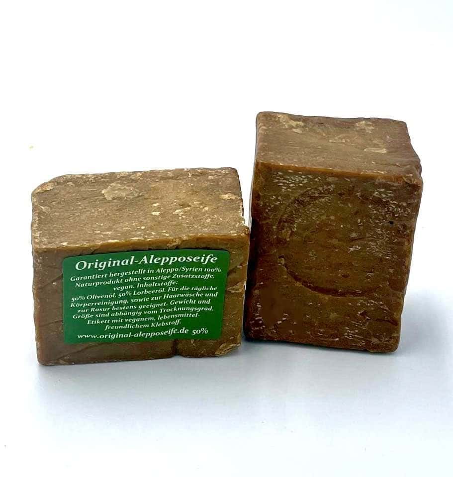 Alepposeife - Rarität! 50% Olivenöl/50% Lorbeeröl, extra lange Reifezeit (10 Jahre) ca.160g (6,88€/100g)