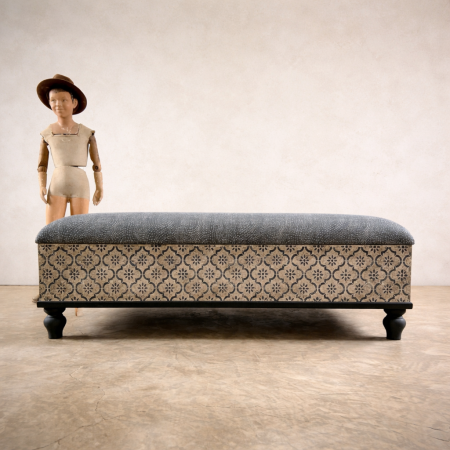 Fermoie Upholstered Ottoman