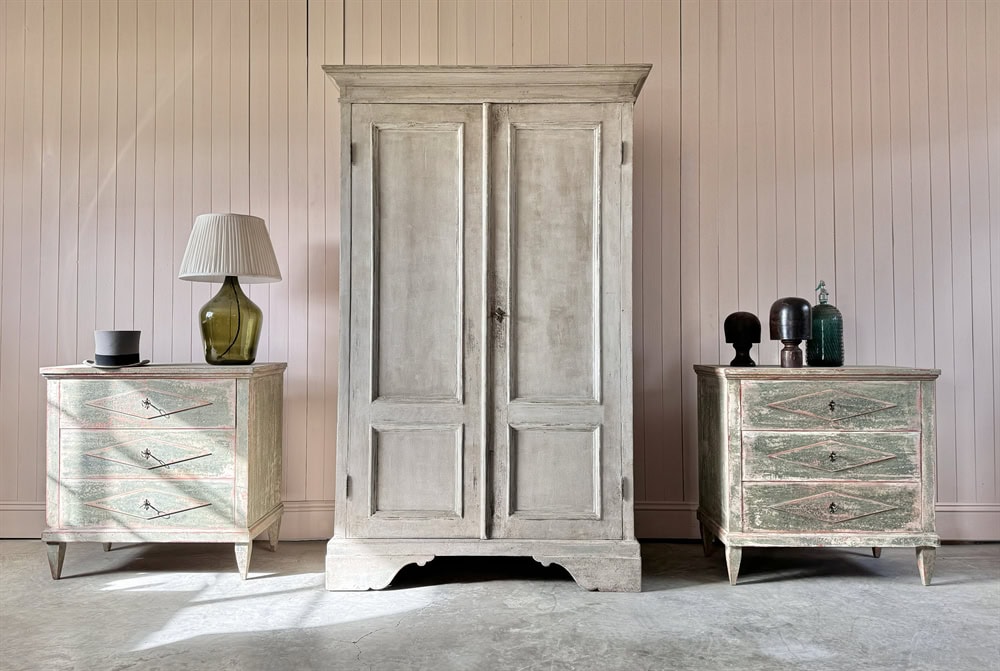 Antique Painted Italian Cupboard - Image 3