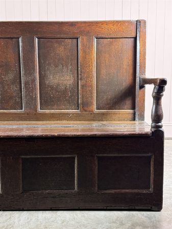 18th Century English Settle