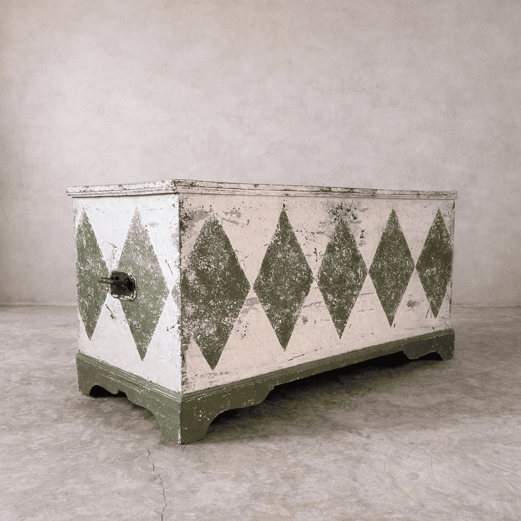 Green Harlequin Chest - Image 2