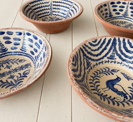 50 cm 20th Century Spanish Librillo Bowls