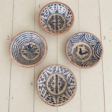 50 cm 20th Century Spanish Librillo Bowls