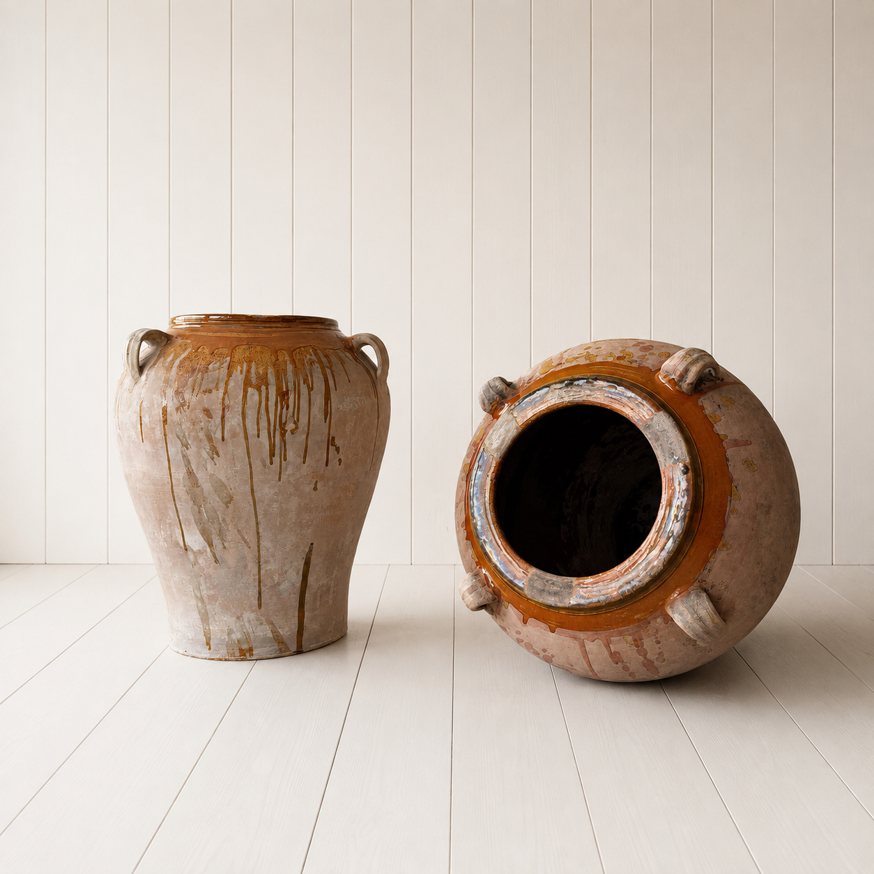 Pair of Late 19th-Century Spanish Miravet Olive Pots from Tarragona