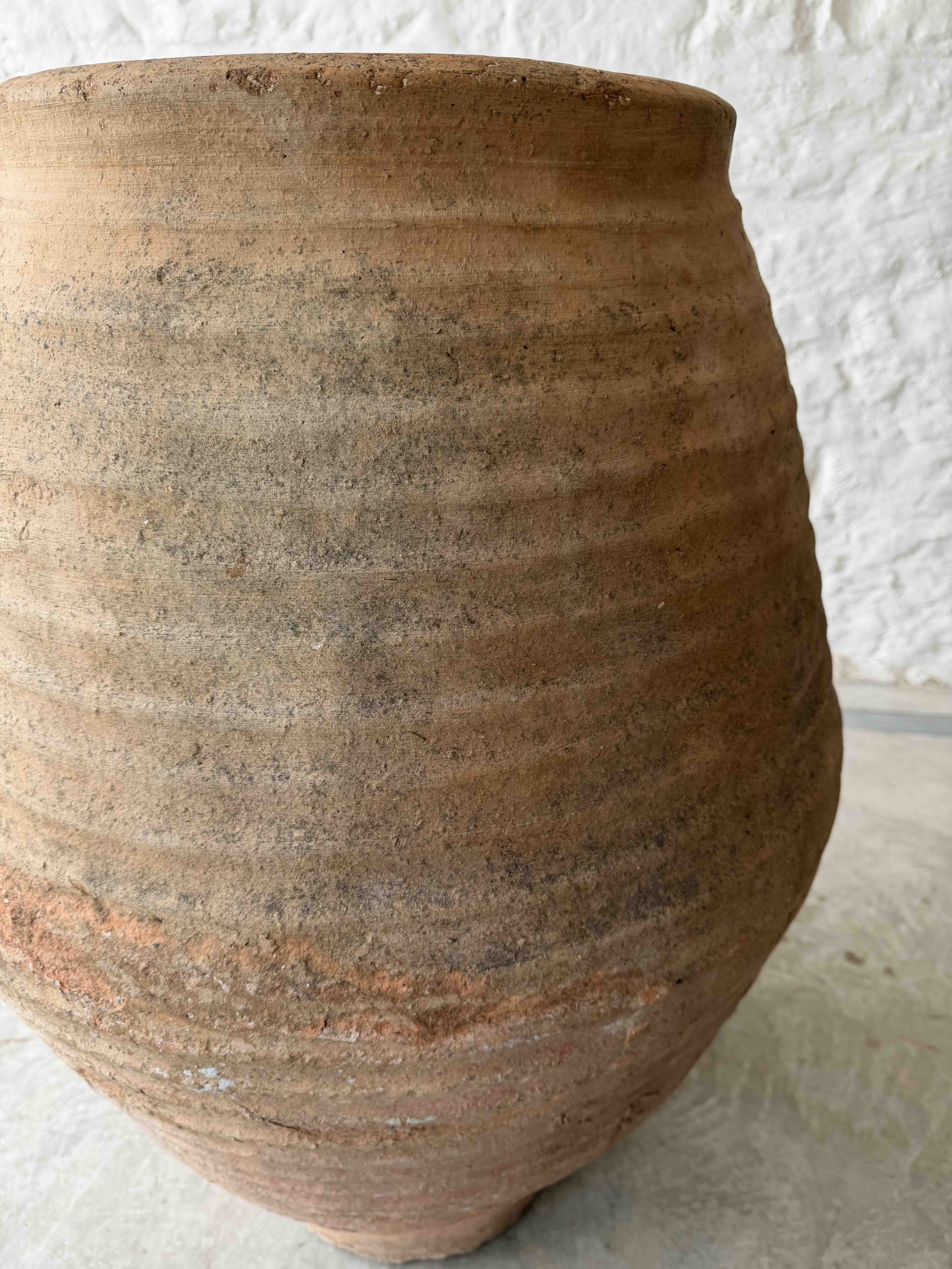 Large 19th-Century Spanish Grain Pot from Sestrica - Image 5