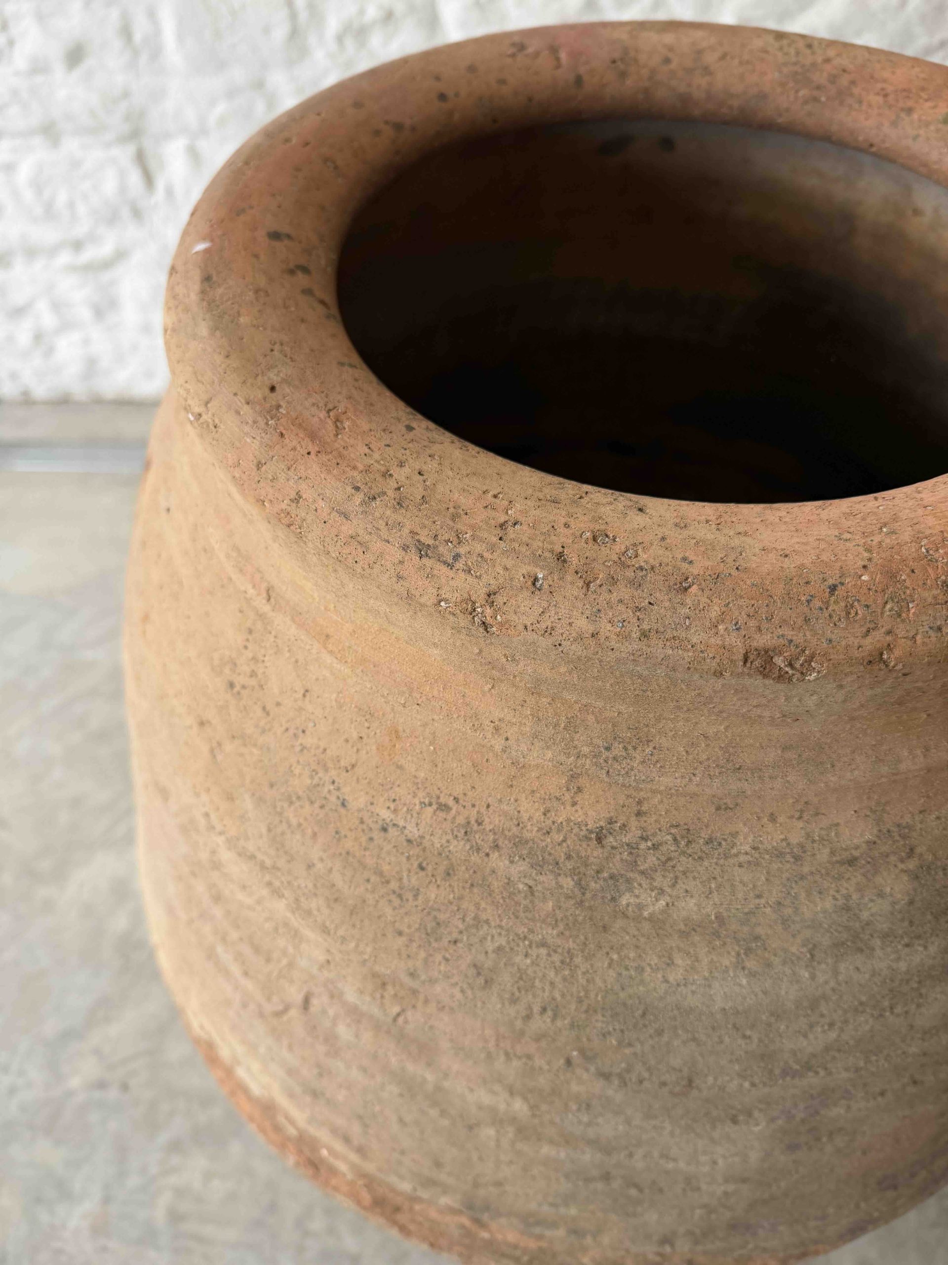 Large 19th-Century Spanish Grain Pot from Sestrica - Image 4