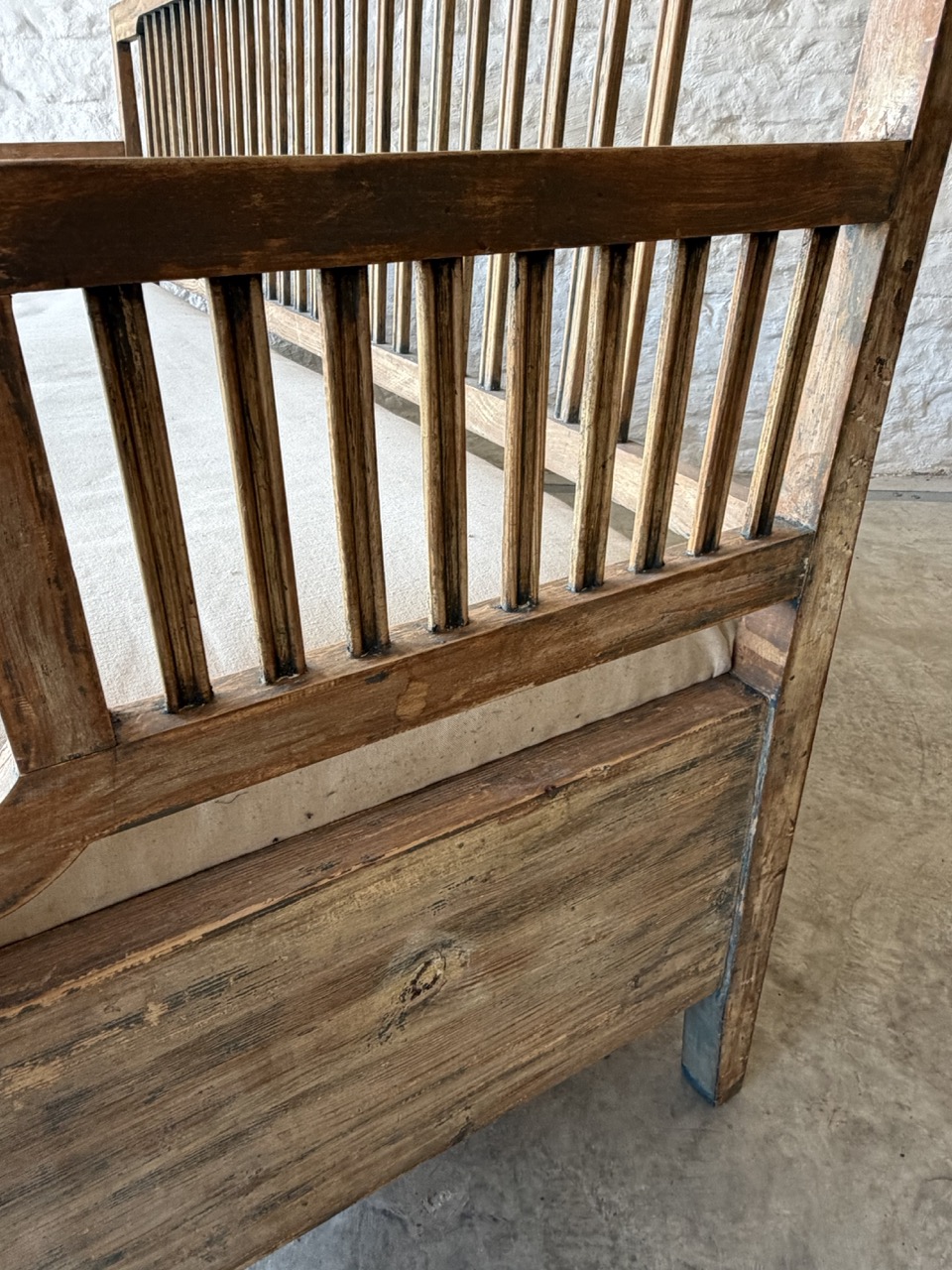 Late 19th Century Swedish Painted Pine Settle Bench - Image 7
