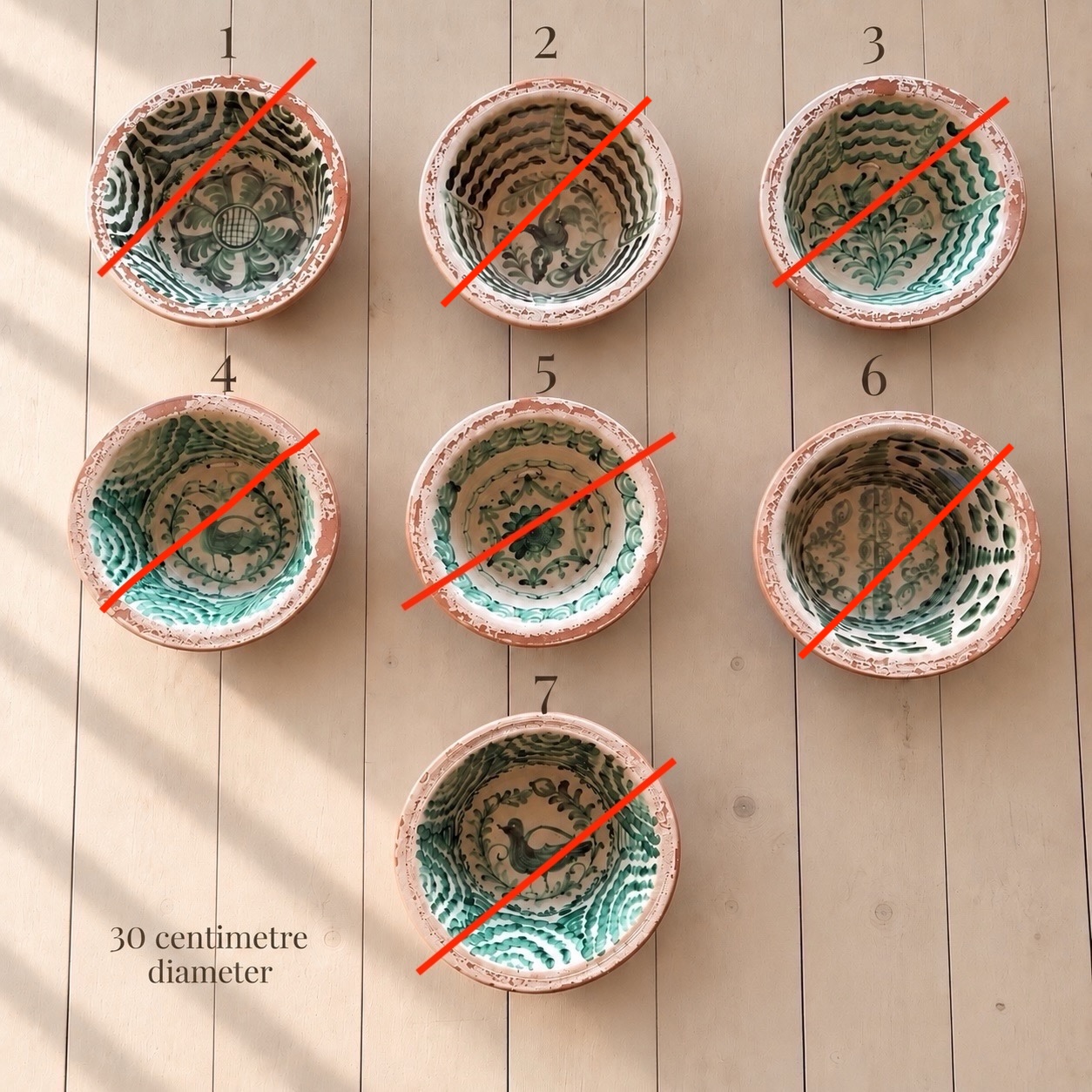 30cm Spanish Librillo Bowls 20th Century - Image 11