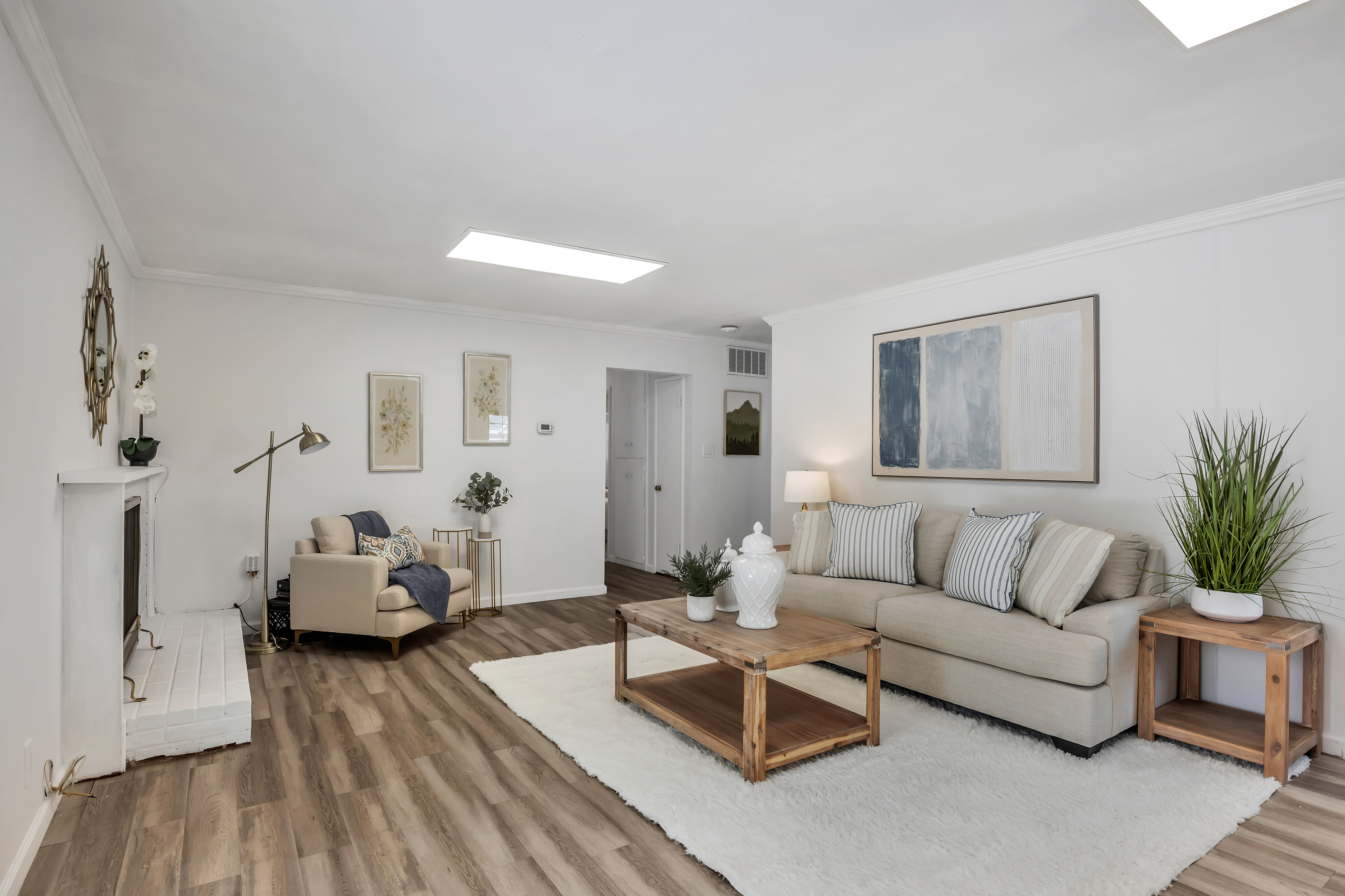 1390 Roosevelt Ave
