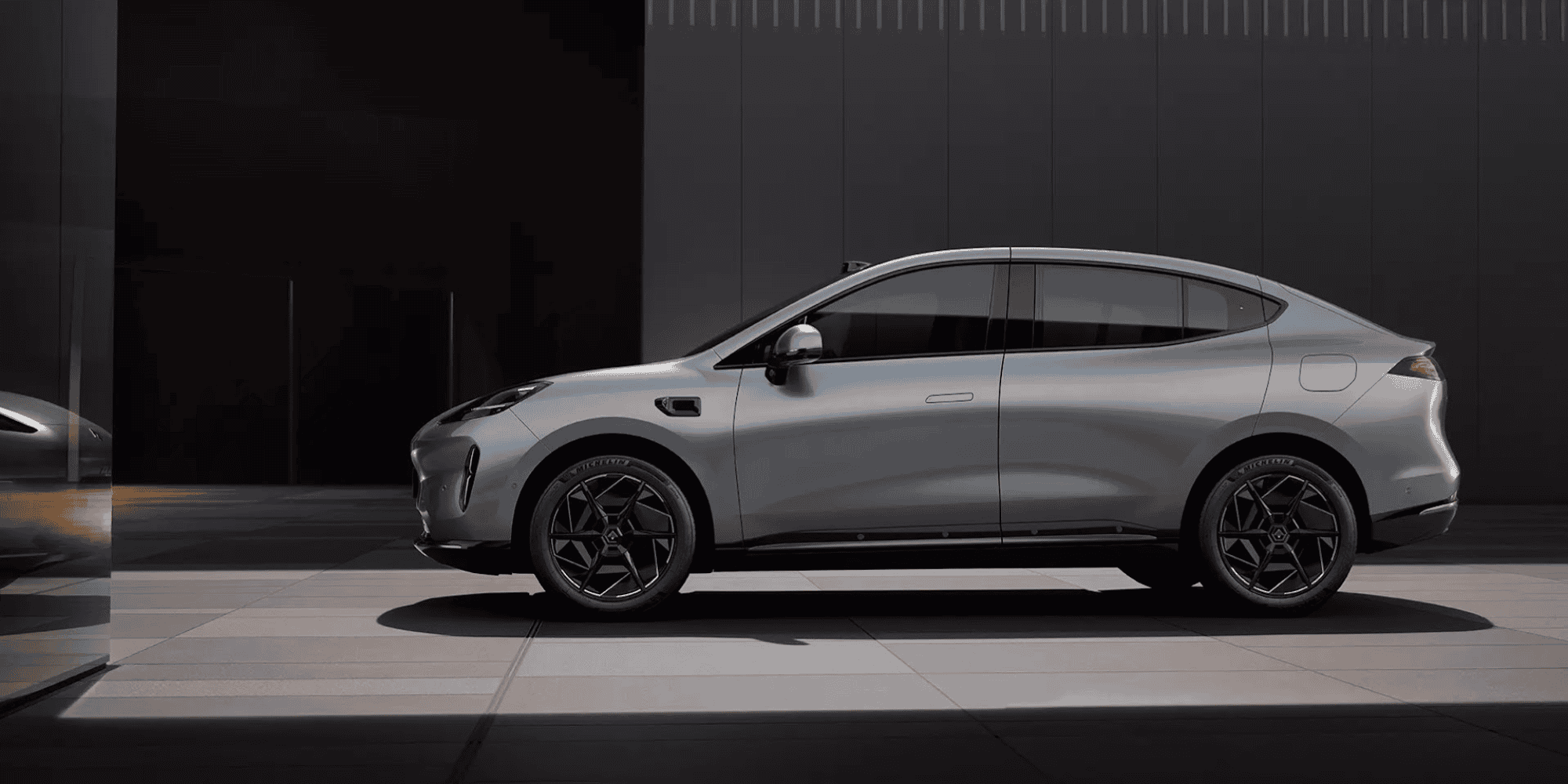 GAC AION Hyptec HT Banner (2)