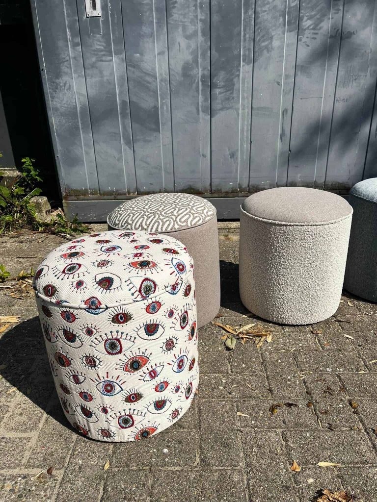 Oud is Nieuw - Trendy zitbanken met eigentijdse designs en patronen - perfect voor moderne interieurs.