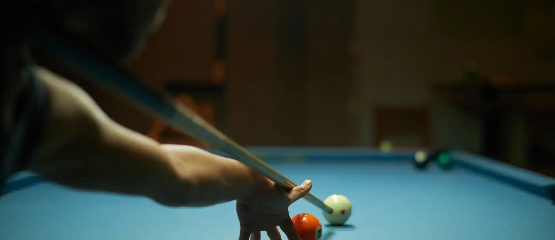 How to Move a Pool Table Without Disassembly
