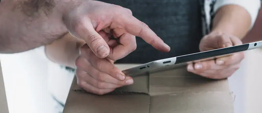 How to Pack Electronics for Moving (TVs, Computers & Gaming Consoles)