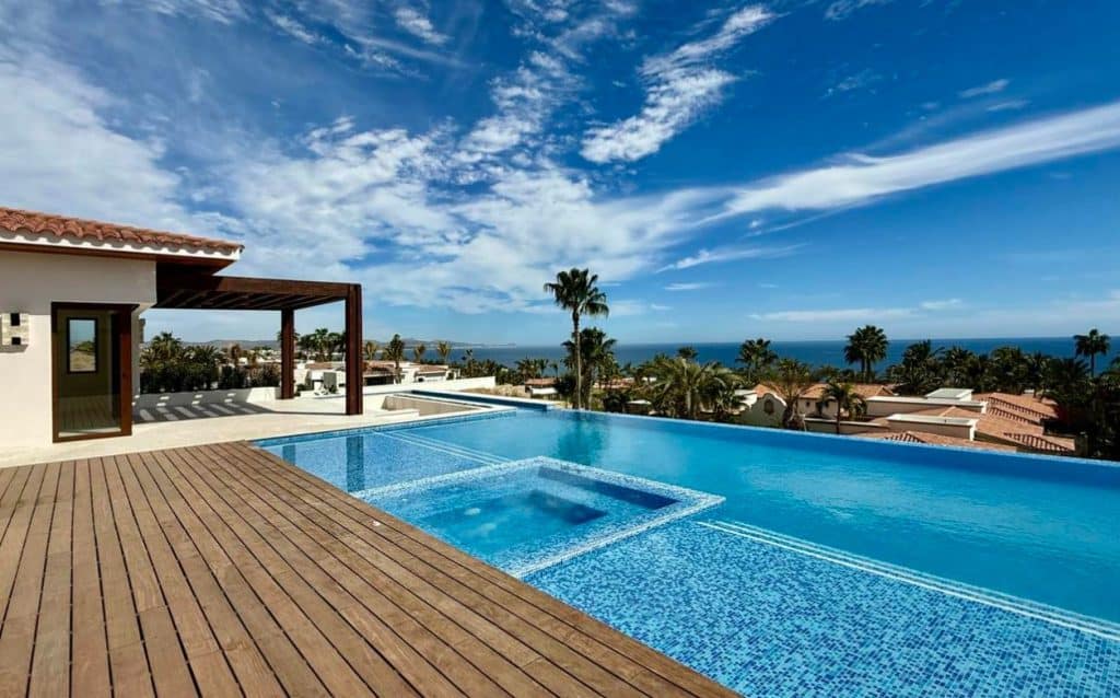 Infinity Pool Overlooking The Sea Of Cortez At An Exclusive House In Palmilla For Sale, Featuring Luxury Design And Panoramic Cabo Views.