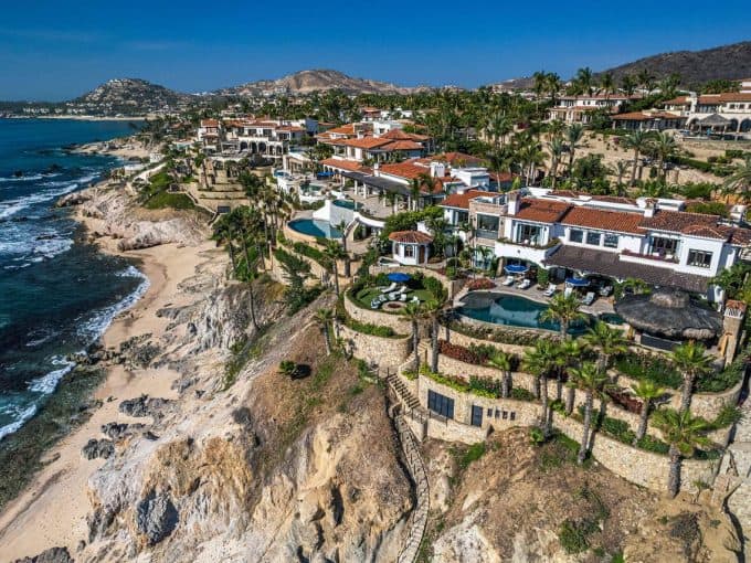 Luxurious Palmilla Oceanfront Estate With Stunning Views, Private Pools, Lush Gardens, And Exquisite Architecture On A Cliffside Overlooking The Pacific Ocean. Perfect For Luxury Living And Investment.