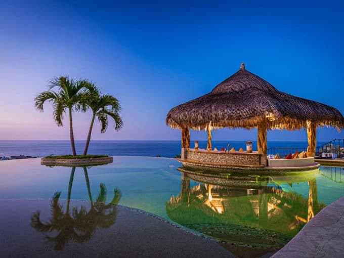 Palmilla Oceanview Villa With Infinity Pool And Tiki Bar, Perfect For Relaxing And Enjoying Cabo’s Stunning Sunsets.