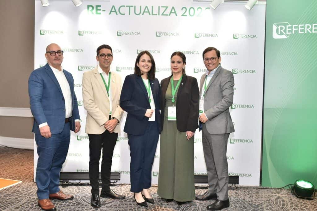 Expositores Víctor Pérez, Ignacio Bressán, Joana Bacalhau, Wendy López.