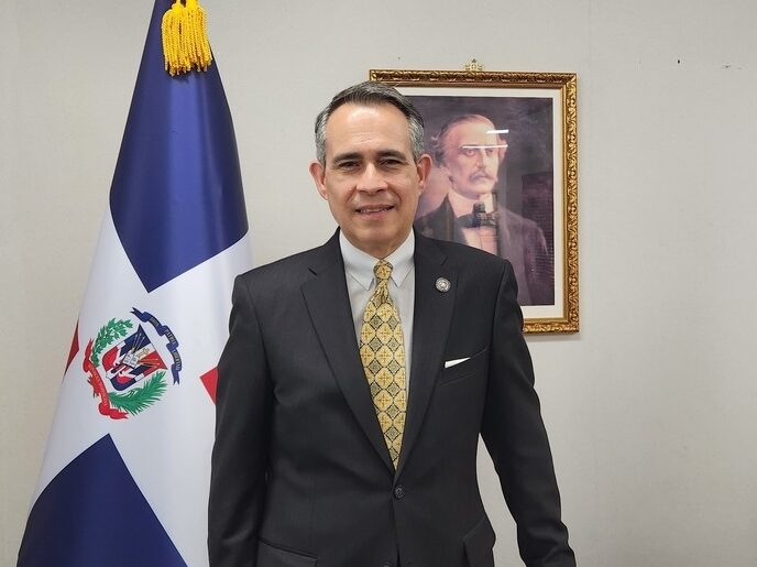 Federico Alberto Cuello Camilo, nuevo embajador para los asuntos de la OCDE