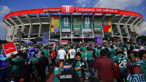 La altitud pudo haber ayudado a México a lograr un récord perfecto en la fase de grupos de este Mundial, pero es poco probable que le brinde la misma ventaja contra Ecuador