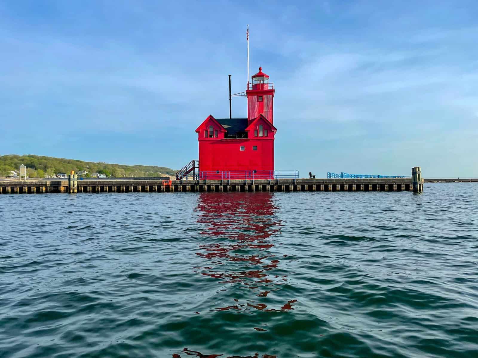 rede lighthouse in grand haven mi