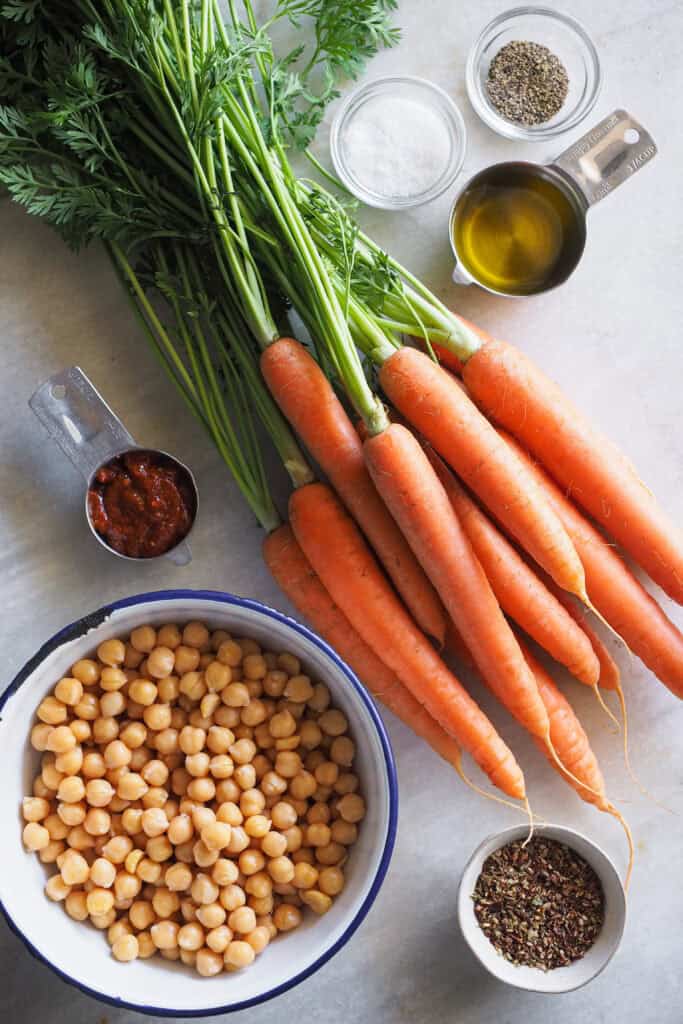 Ingredientes Zanahorias Asadas con Harissa y Migas de Garbanzos