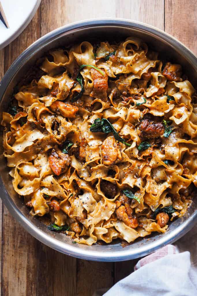 Fideos con Pollo Estilo Asiático sencillos y muy sabrosos.