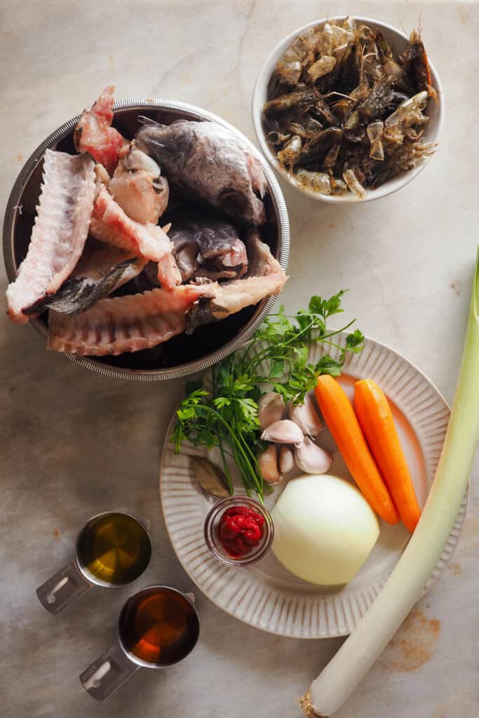 Ingredientes fumet de pescado y marisco