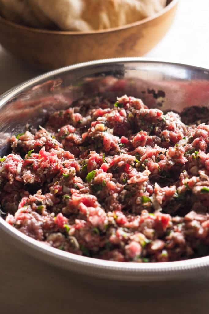 Relleno de carne especiada para Arayes mezclado