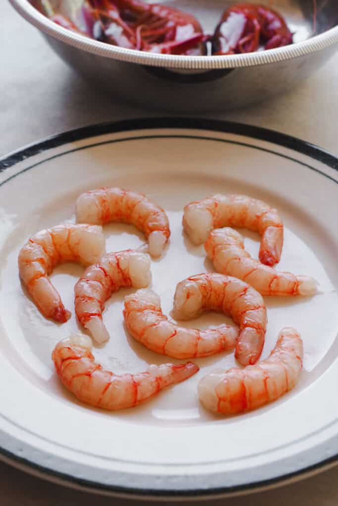 Gambas de Huelva peladas para hacer carpaccio de gambas
