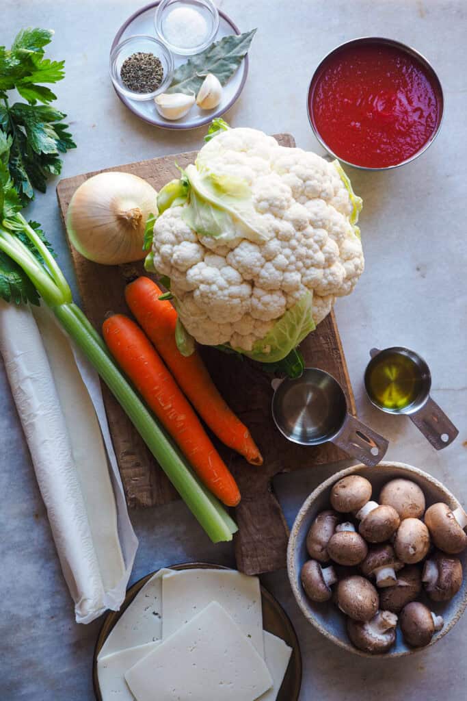 Ingredientes pastel de hojaldre relleno de boloñesa de coliflor