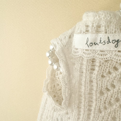 White Knitted Sleeveless by Louisdog