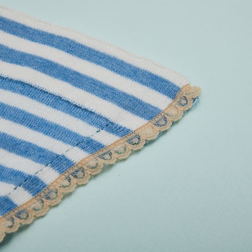 Cardie Scarf in Bluebell by Louisdog