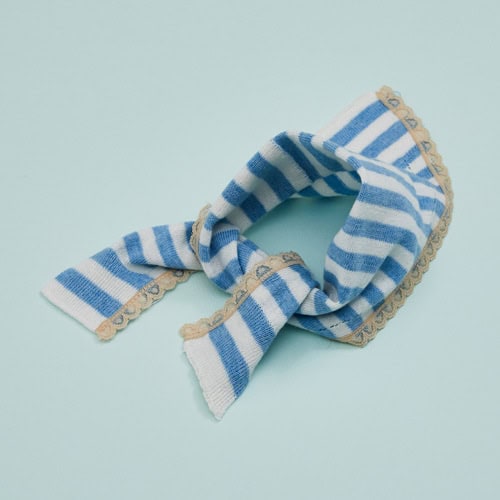 Cardie Scarf in Bluebell by Louisdog