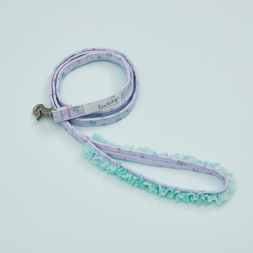 Louisdog Walk With Me Lavender Bloom floral dog harness and leash set with mint lace