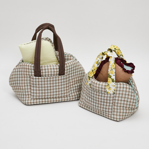 Grove Around Bag by Louisdog luxury dog carrier with Italian linen, Liberty London floral handles, and removable travel cushion.