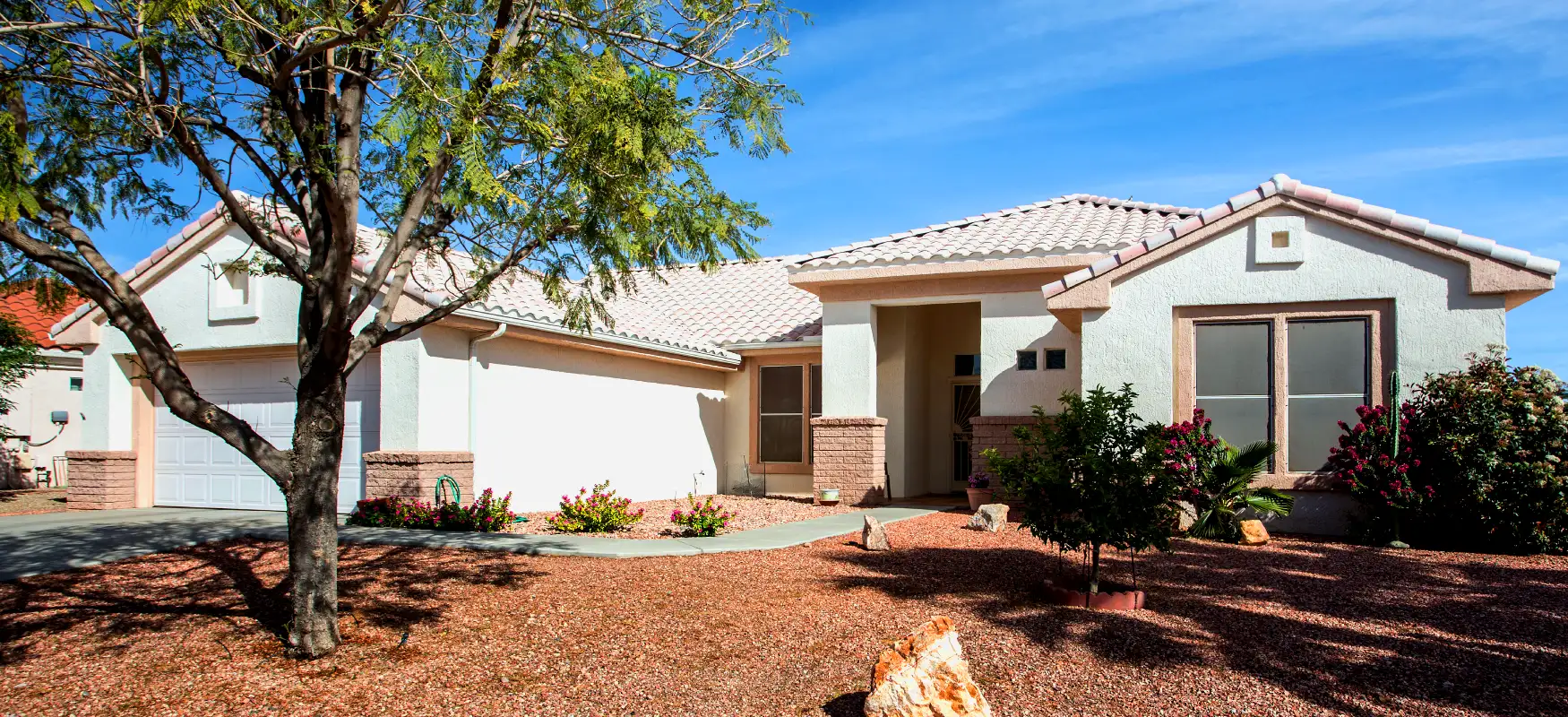 Desert House Photo