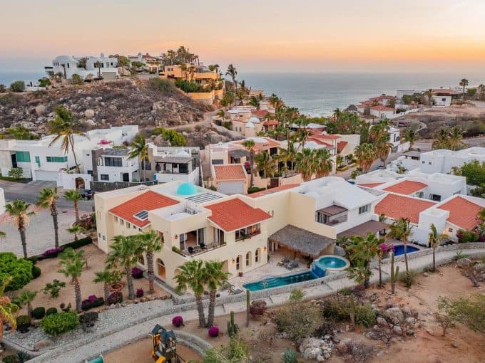 Blue Moon Real Estate In Cabo San Lucas