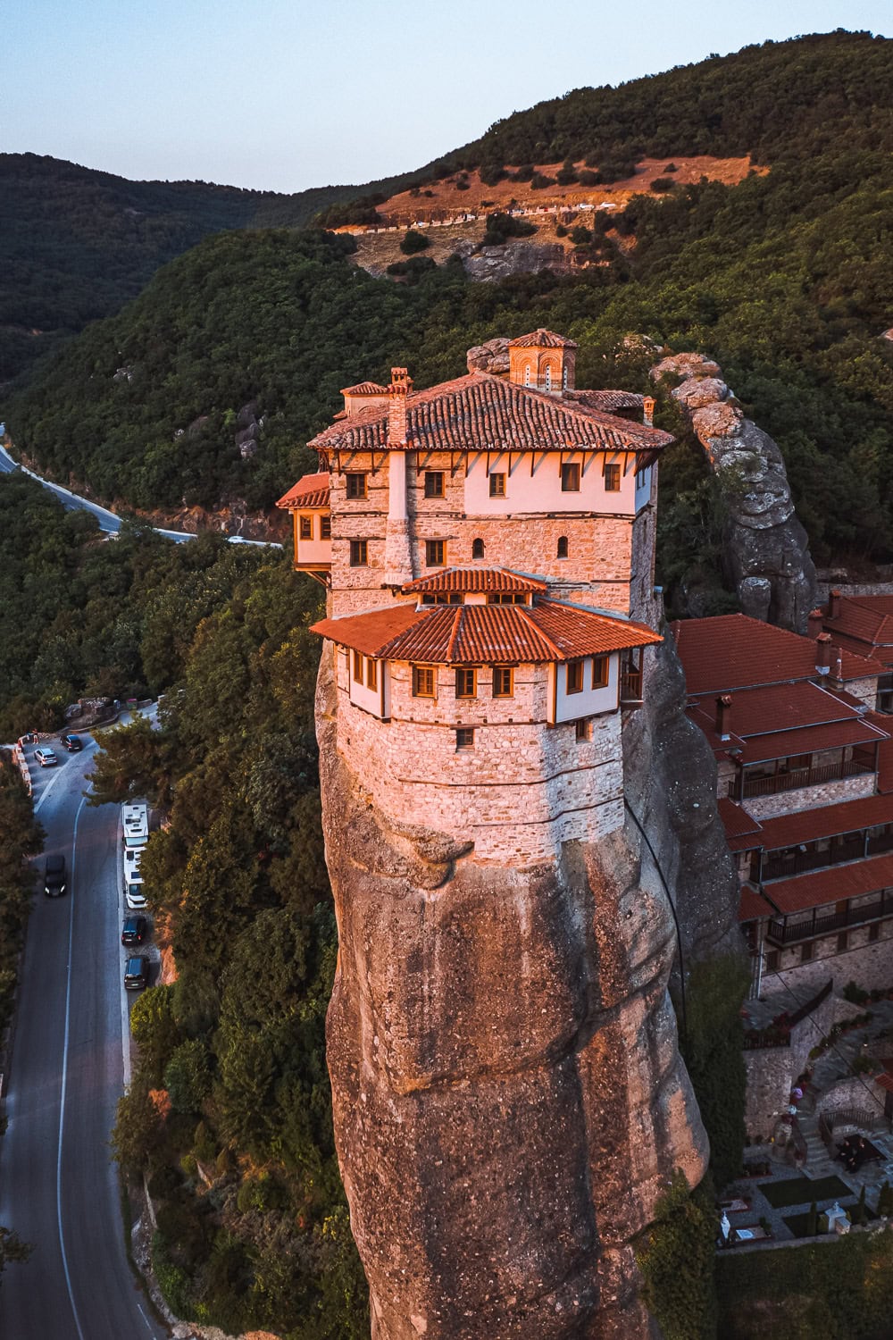 House submerged to the rocks in Meteora