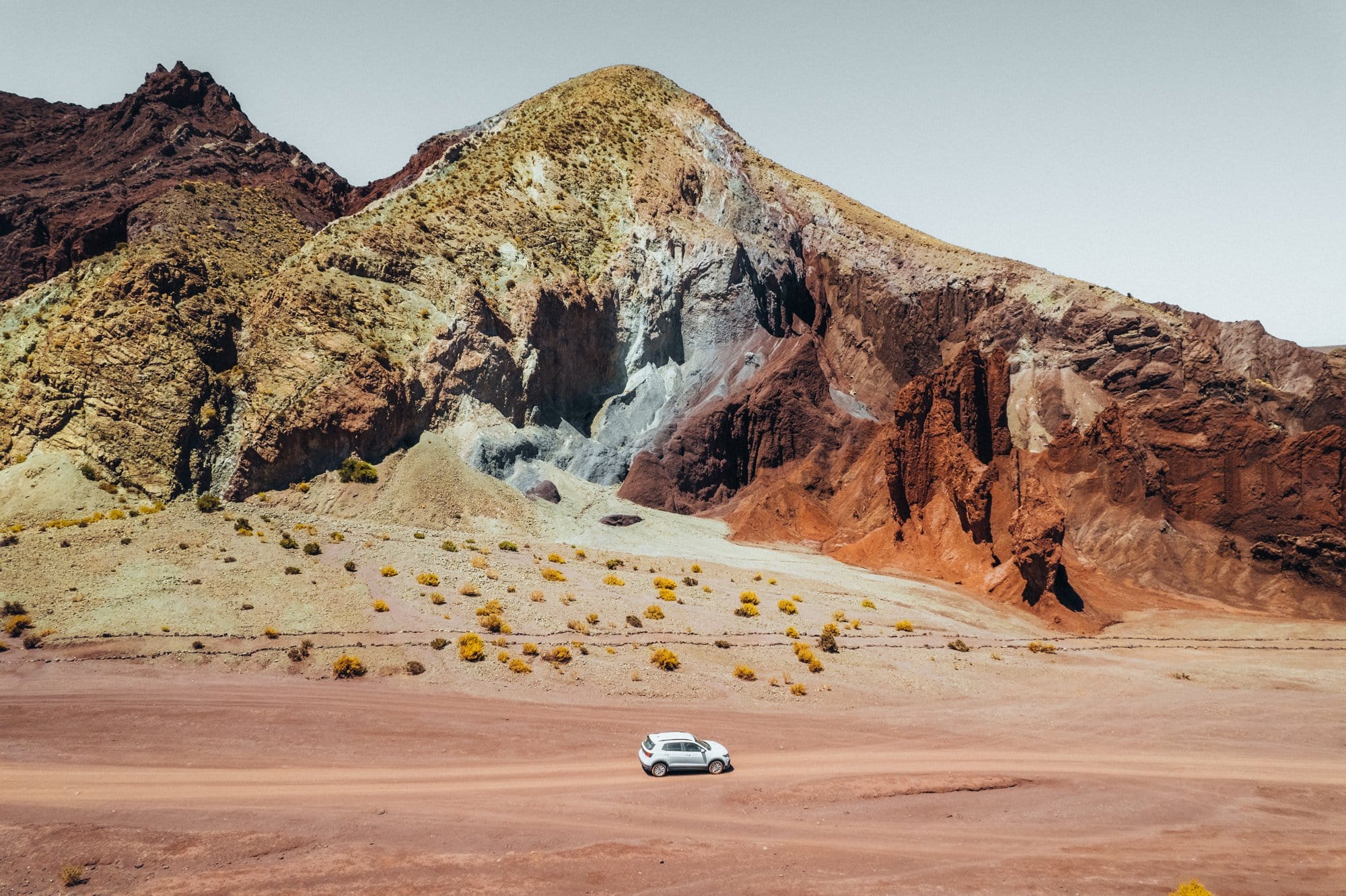 Rainbow Valley with a car in the foreground