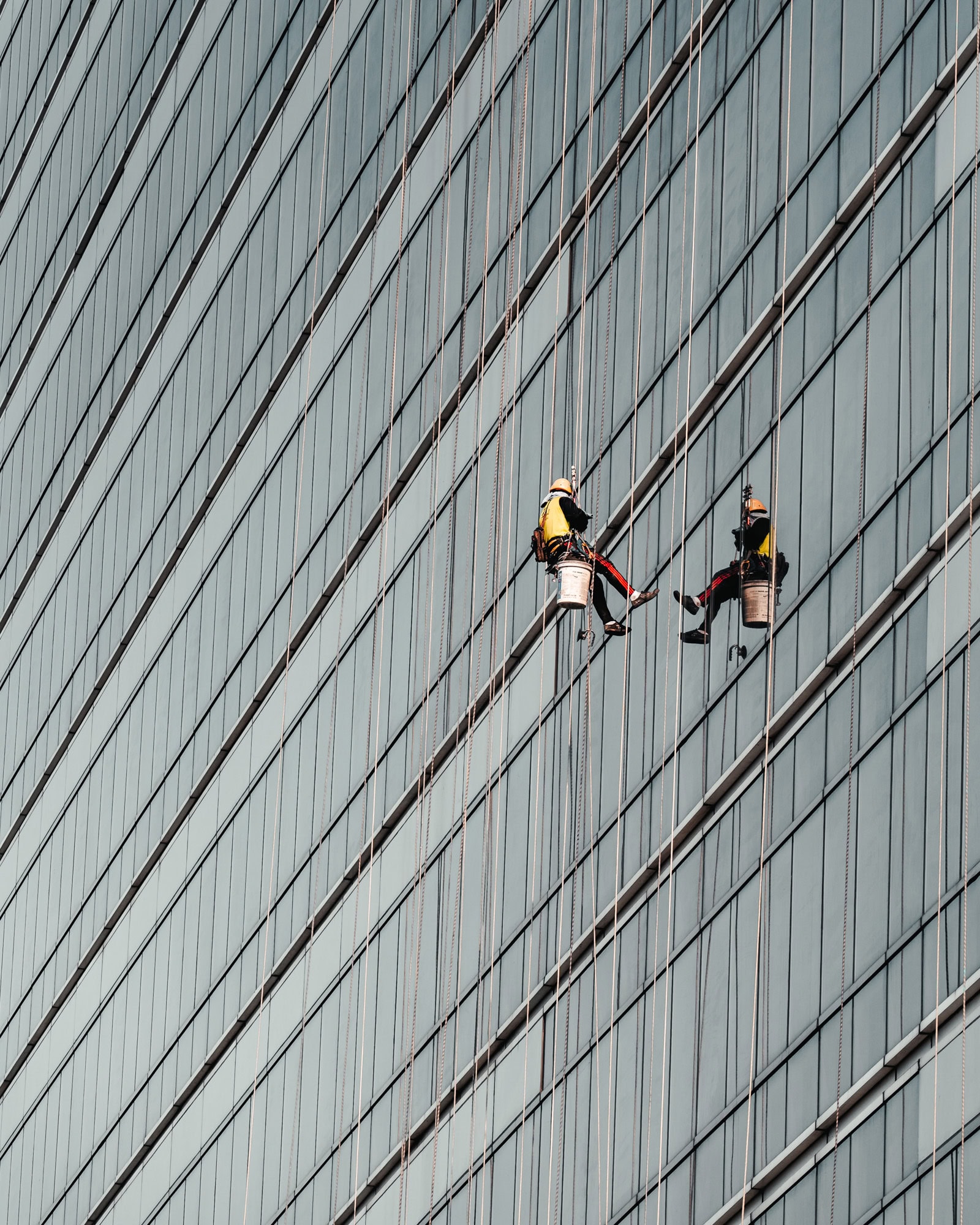 Window cleaning in Bangkok