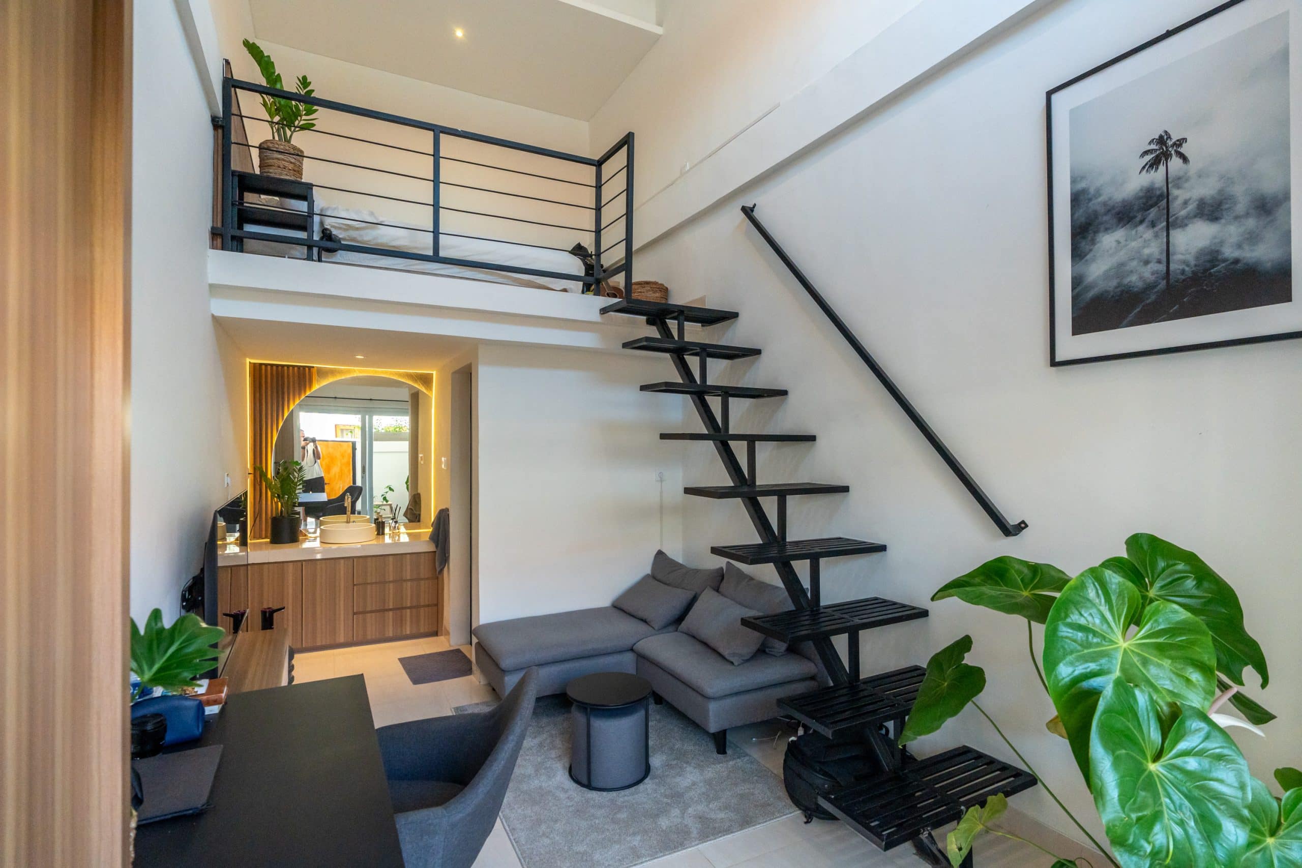 mezzanine type of home