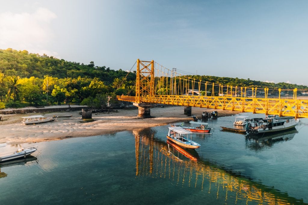 Yellow Bridge in Nusa Lembongan