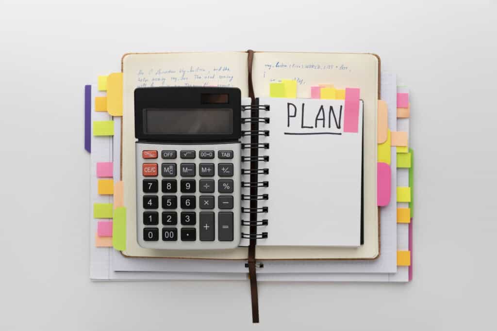 Calculator and planner for financial management and accounting.